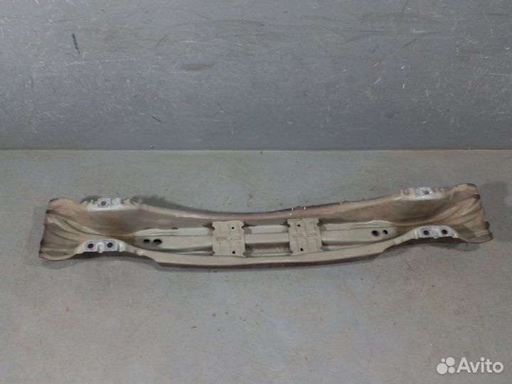 Усилитель заднего бампера Volvo V40 2