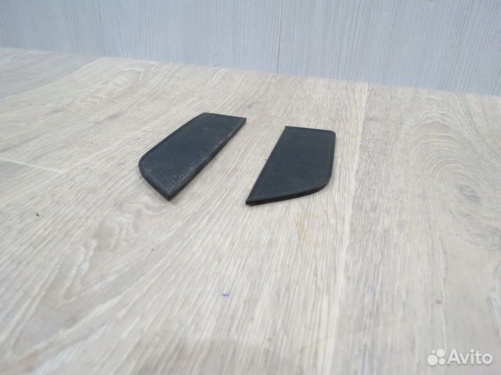 Накладка на дверь Kia Rio 3