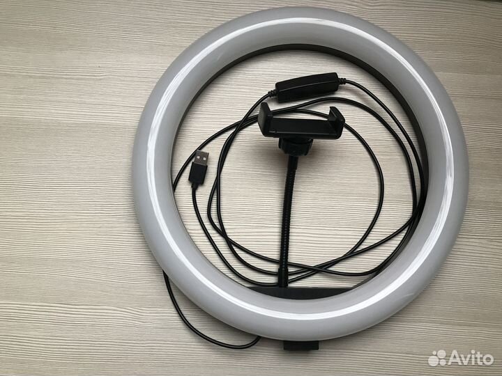 Кольцевая лампа 30 см в отличном состоянии