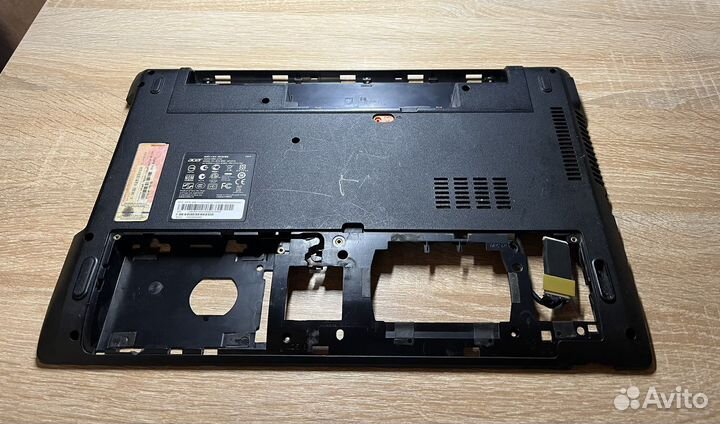 Поддон Acer Aspire 5560G