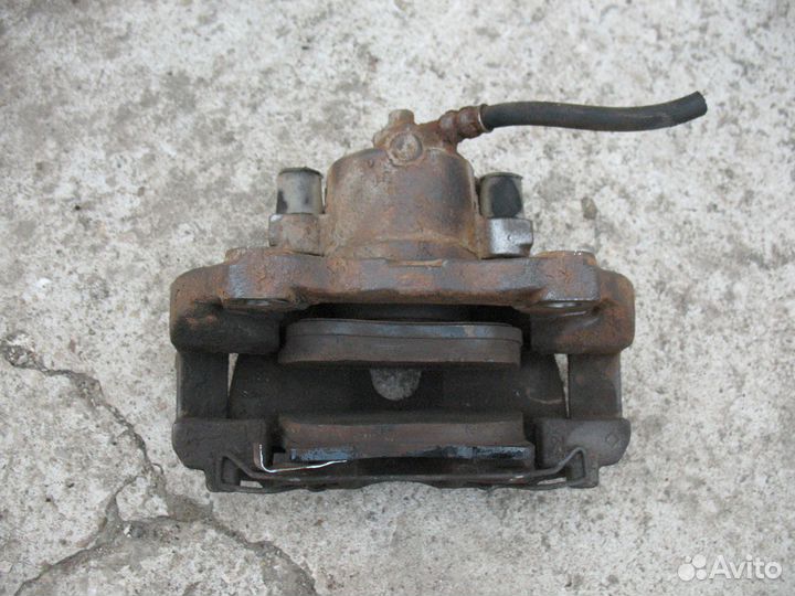 Передний суппорт 1.6/1.8 Opel Astra H, Zafira B