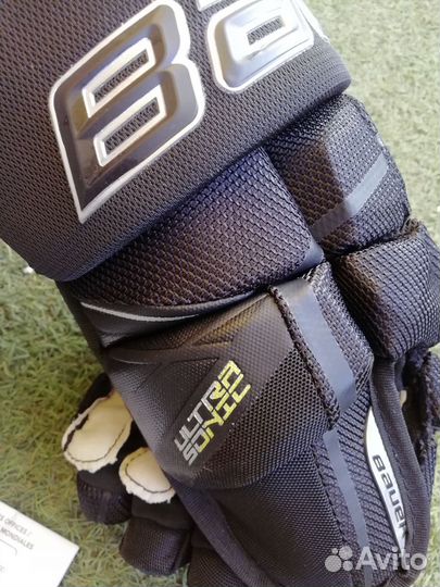 Краги хоккейные