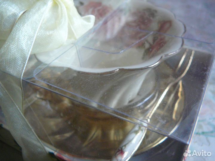 Фарфоровые емкости и кухонная утварь