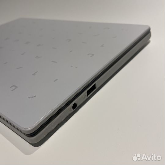 Ноутбук Asus E210 Celeron N4020/4gb/64gbSSD