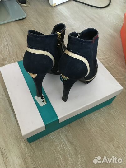 Зимние ботильоны