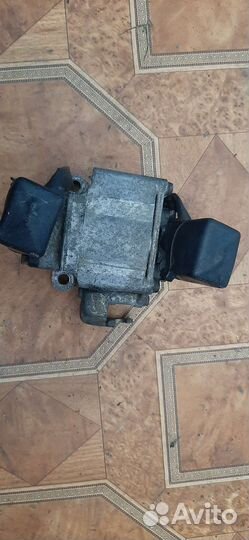 Дроссельная заслонка Mitsubishi Chariot 1999