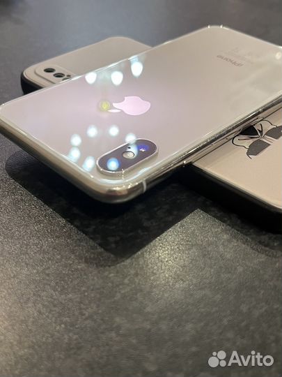 iPhone X, 256 ГБ