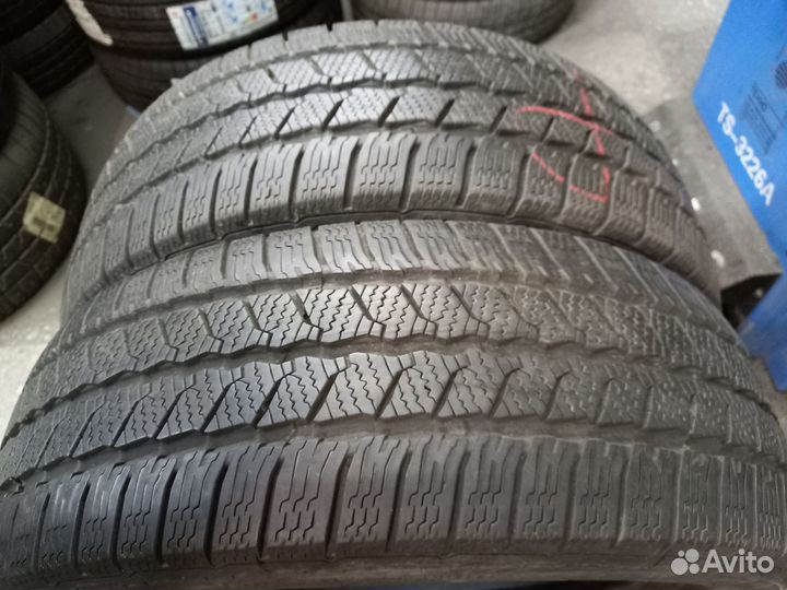Continental VanContact Winter 215/60 R17C 102H