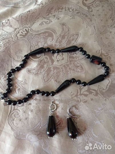 Бусы из натуральных камней