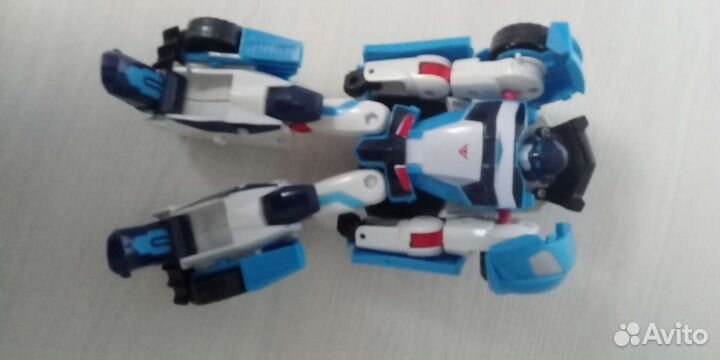 Тобот торнадо