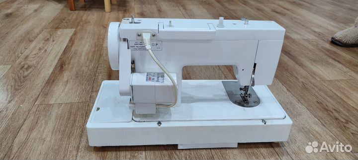 Швейная Машинка Чайка 134а