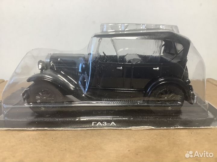 Модель автомобиля газ-А 1:43 деа