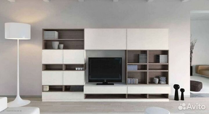 Зеркальный шкаф