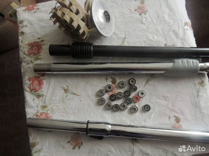 Любые запчасти к пылесосам разные