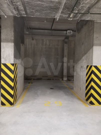 Машиноместо, 14 м²