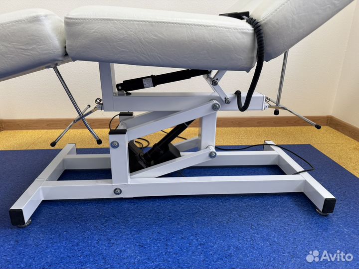 Camilla A-94C косметологическое кресло