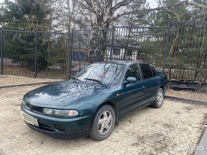 Mitsubishi Galant 2.0 AT, 1996, 300 000 км