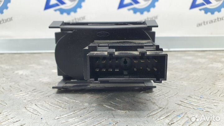 Блок управления светом Ford Focus 2 2008