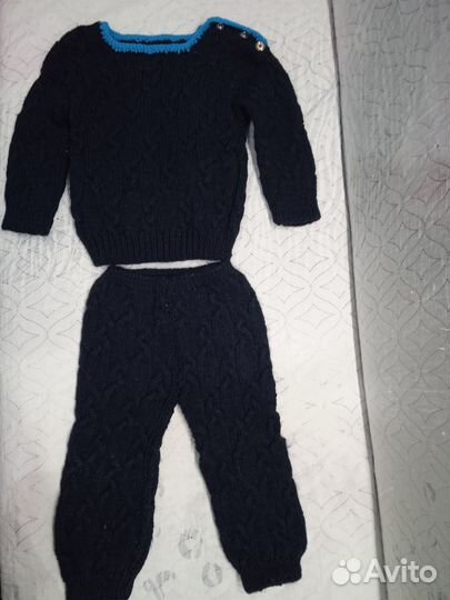 Вязаный костюм детский