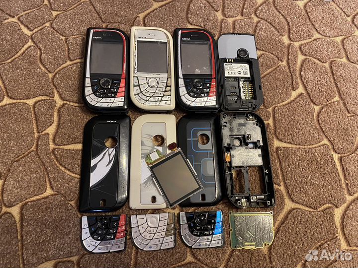 Nokia 7610