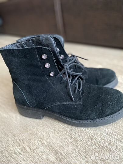 Ботинки женские Lisette 39 р