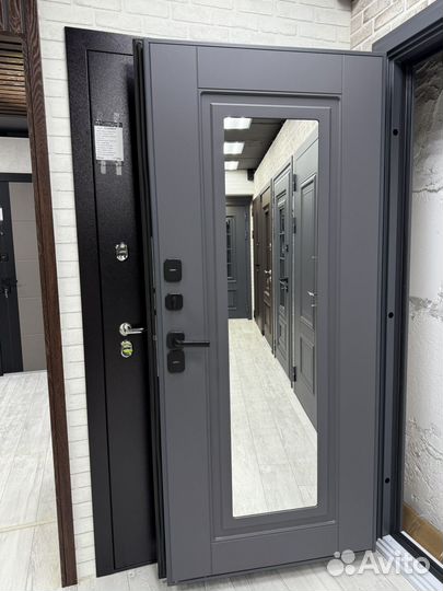 Дверь входная Штамп термо