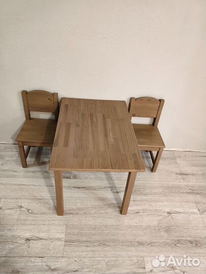 Детский стол и 2 стула IKEA sundvik