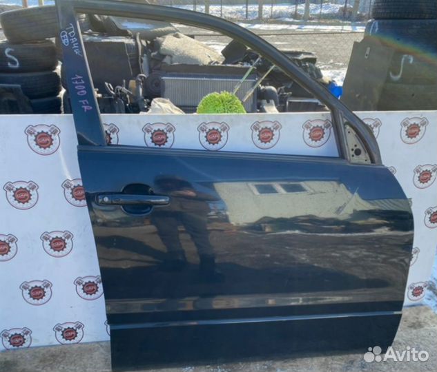 Дверь передняя правая Suzuki Grand Vitara JT