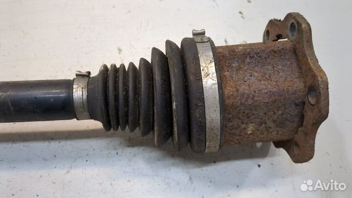 Полуось левая передняя Audi A4 (B8)