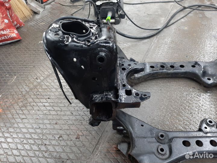 Передняя часть рамы land cruiser 200