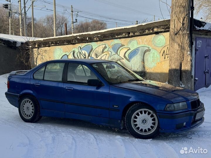 BMW 3 серия 2.5 МТ, 1992, 100 000 км