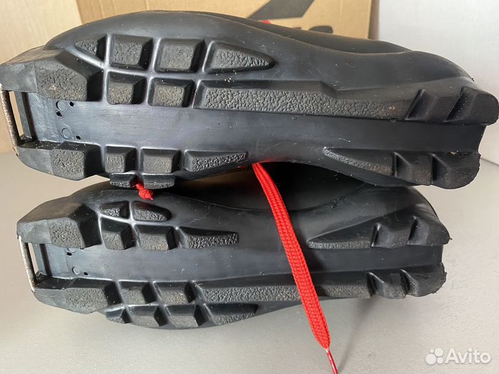 Лыжные ботинки р.33/20,5 см