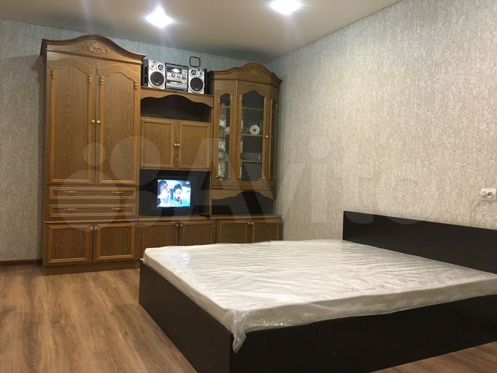 1-к. квартира, 38 м², 9/9 эт.