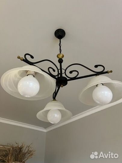 Люстра потолочная