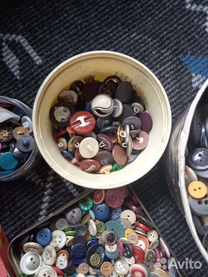 Пуговицы