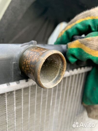 Радиатор охлаждения Honda Accord 7 2,4