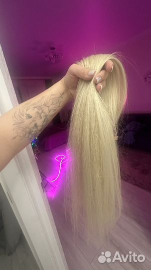 Хвост на резинке блонд