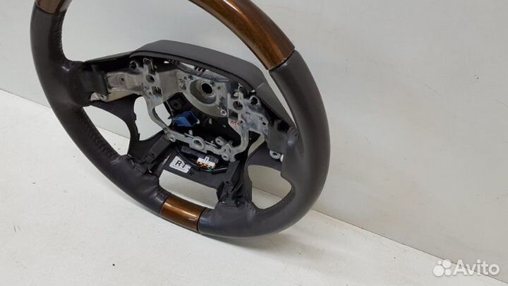 Руль Toyota Land Cruiser 200 2016