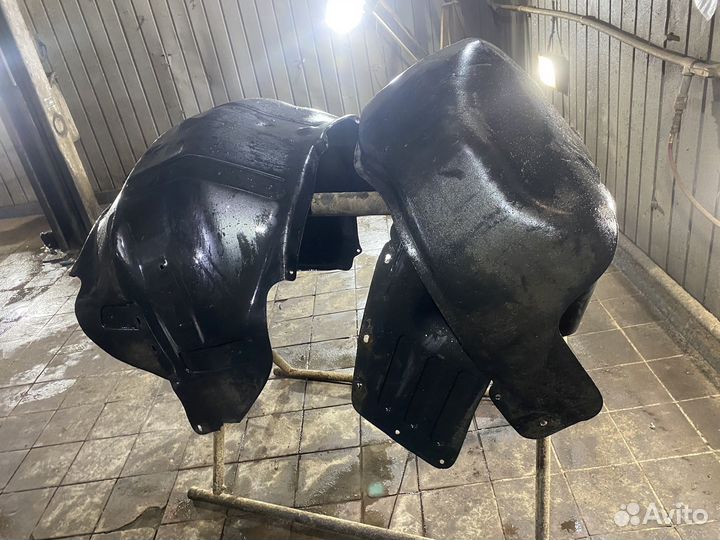 Локера pajero sport