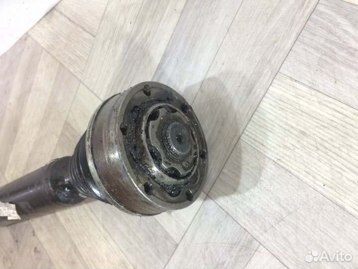 Привод полуось шрус правый передний Volkswagen