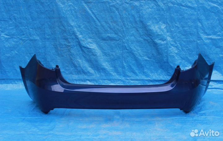 В цвет задний бампер на Киа Рио 3 2011