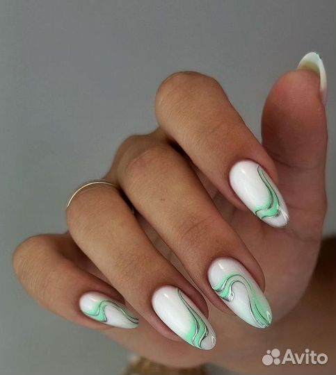 Наращивание ногтей, маникюр