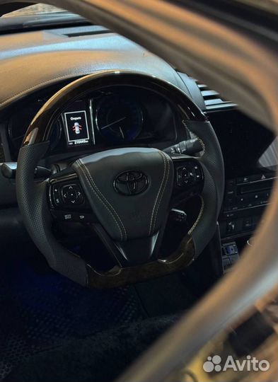 Анатомический спорт руль на Камри 55