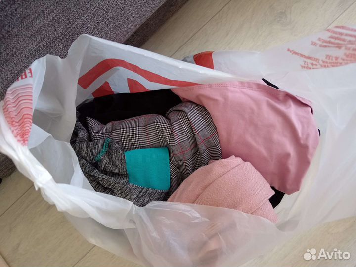 Пакет вещей 42 размер женские