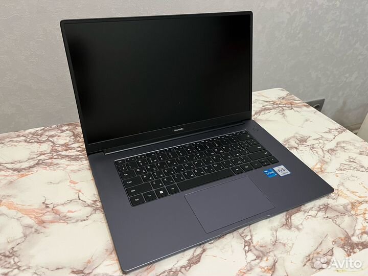 Ноутбук Huawei MateBook B3-520 15