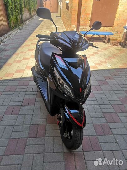 Скутер Vento city 49(150куб)