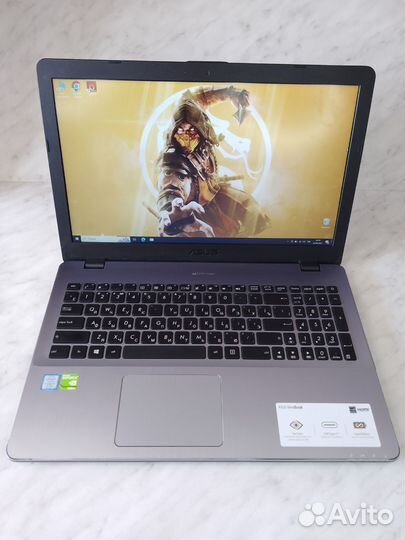 Asus i7-7gen/озу-16гб/Для Игр/Работы/Учебы/FullHD