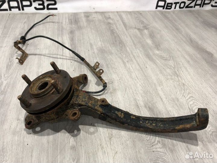 Кулак поворотный передний правый Hyundai Sonata 5