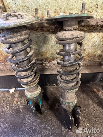 Стойки амортизатора subaru legacy b4