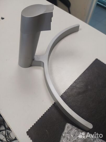 Монитор на запчасти LG 24MK600M